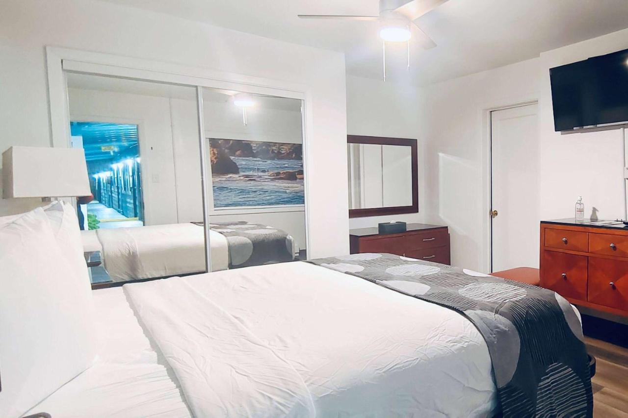 Oceanside Inn & Suites, A Days Inn By Wyndham Fort Bragg Esterno foto