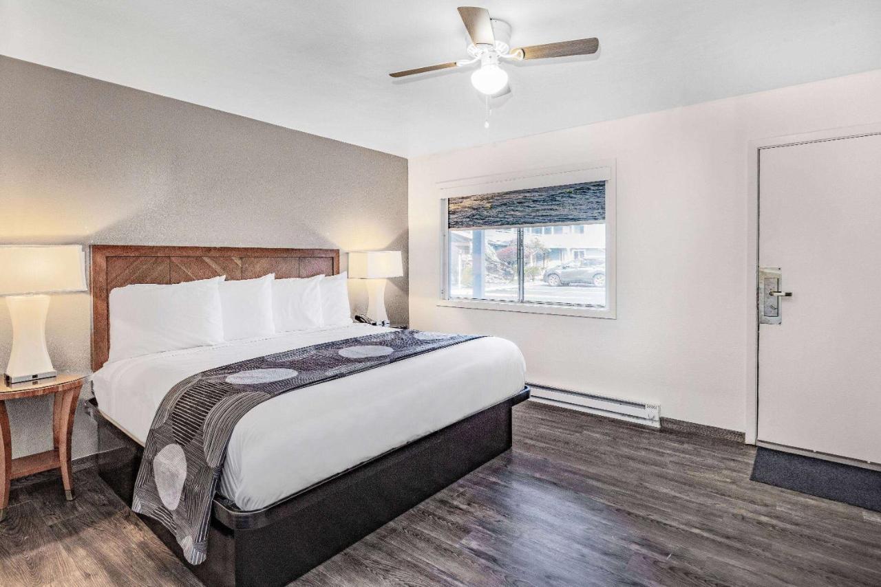 Oceanside Inn & Suites, A Days Inn By Wyndham Fort Bragg Esterno foto
